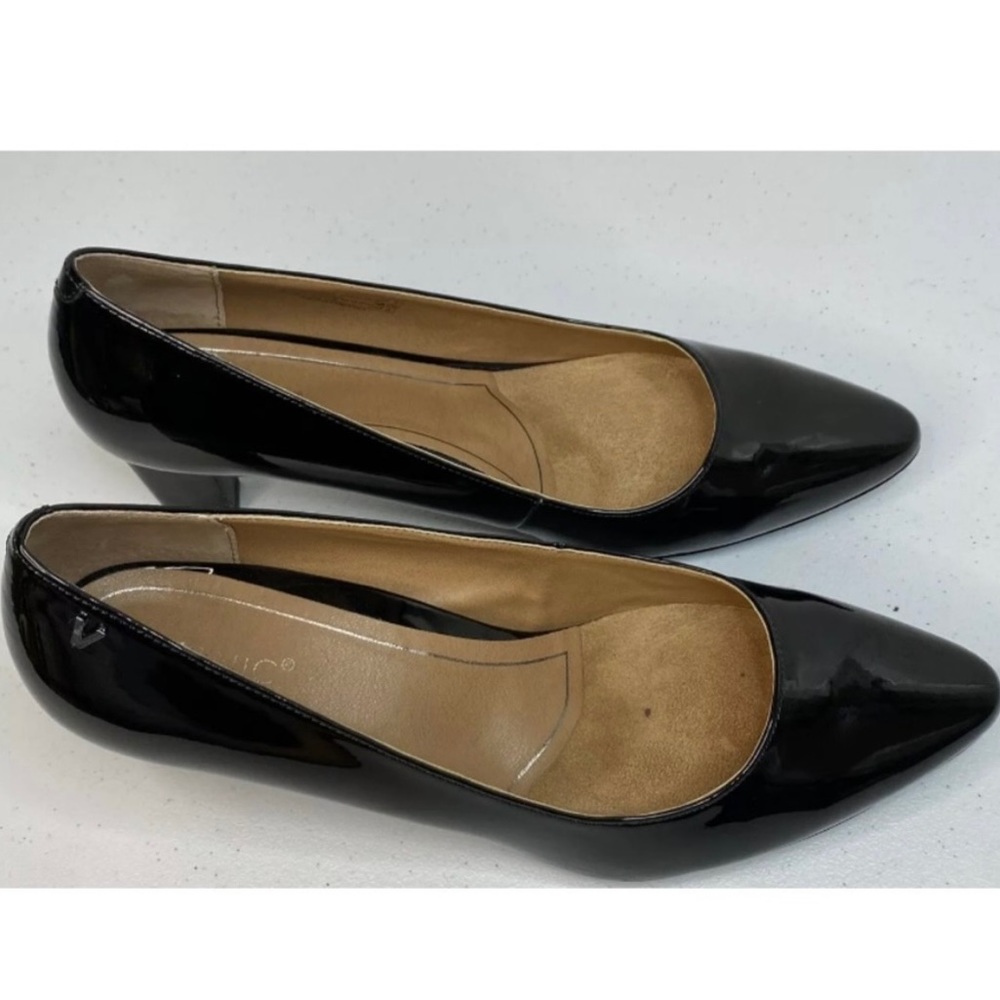 Vionic Madison Mia Patent Leather pump, black block heel size 10